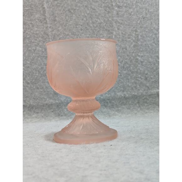 Tiara Frosted‎ Glass Goblet Leaf Pattern Indiana Art MCM Glass Vintage - Picture 9 of 9